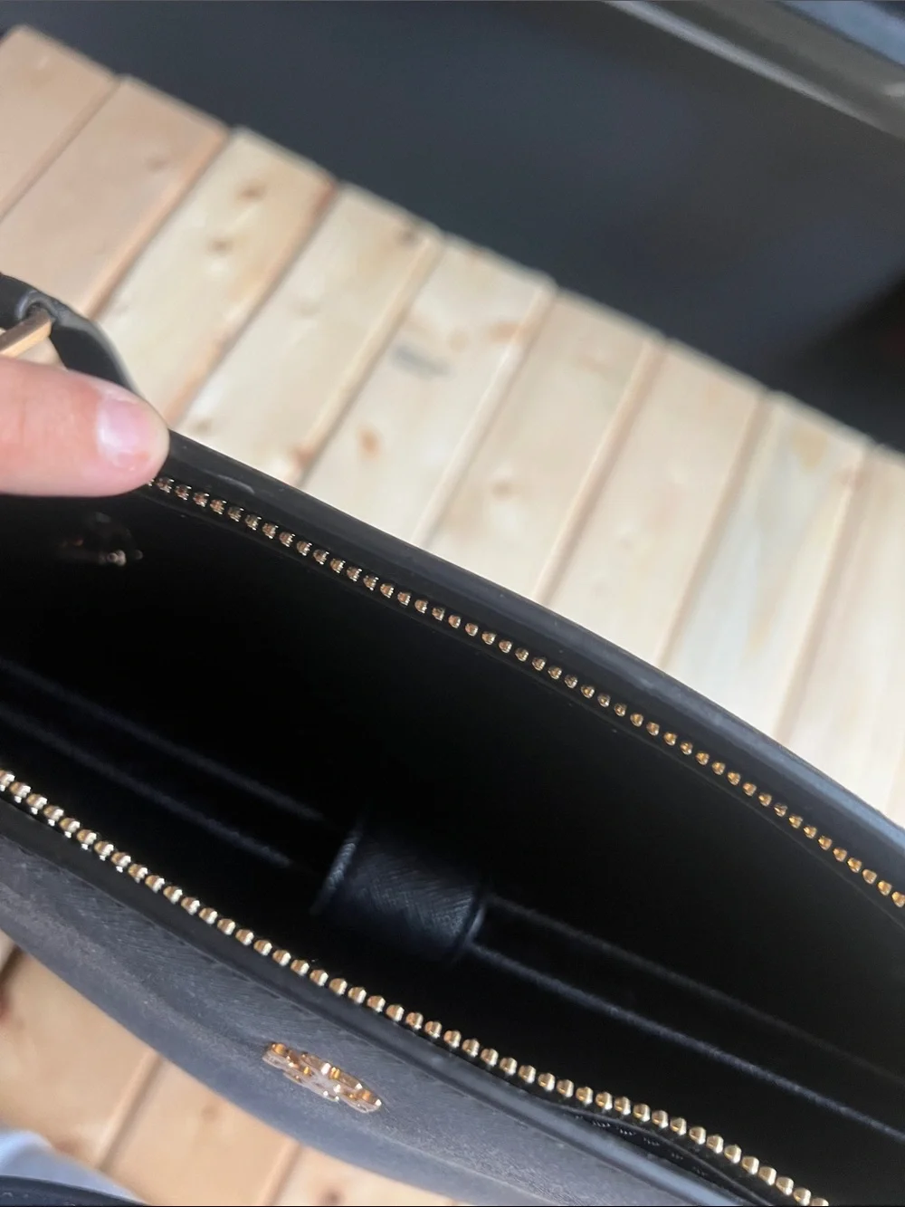 tory burch black tote bag